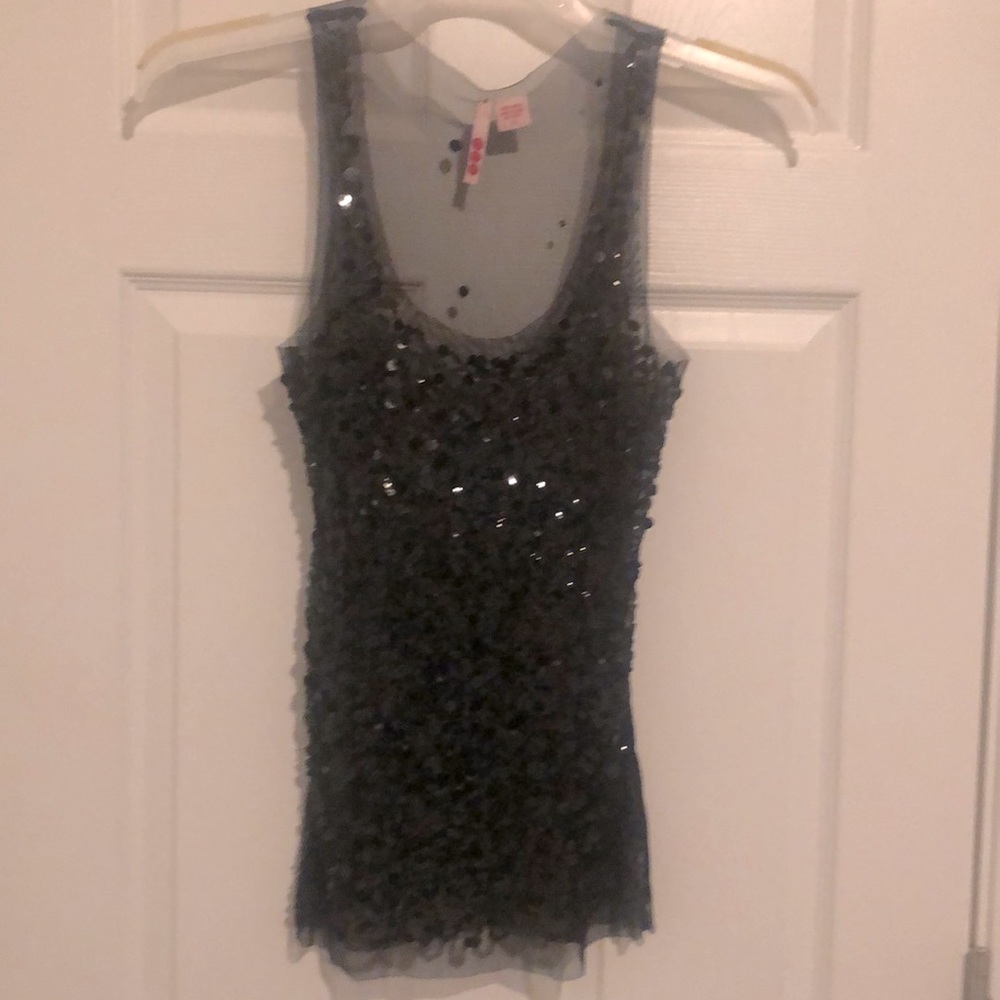579 rare sequence tank top